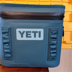 YETI agave teal hopper flip 8 nwt